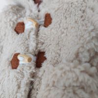 Kożuszek beżowo-różowy