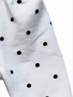Legginsy w czarne kropki