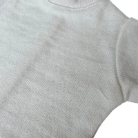 Śmietankowy T-shirt 